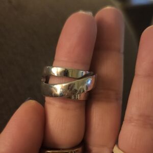 Elegant Silver Women's Ring. Ross Simmons